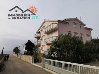 Villa mit sechs Luxusapartments 45 Meter vom Meer entfernt